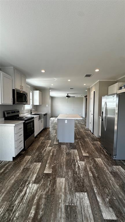 Building Photo - 136 Caliza Dr