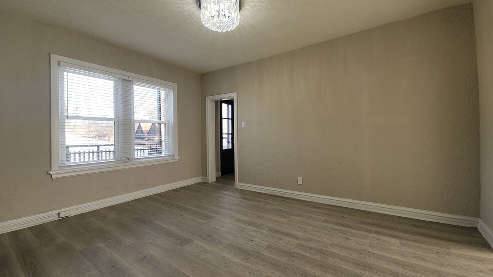 Building Photo - 7507 Oxford Dr