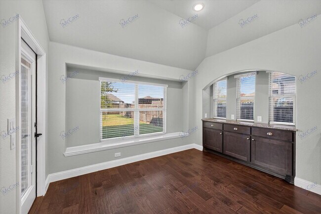 Building Photo - 1416 Alexander Dr
