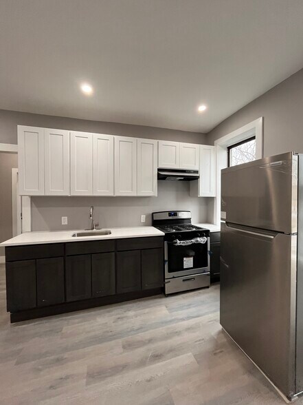 6 Bergen Ave 32 - 12 Bergen Ave