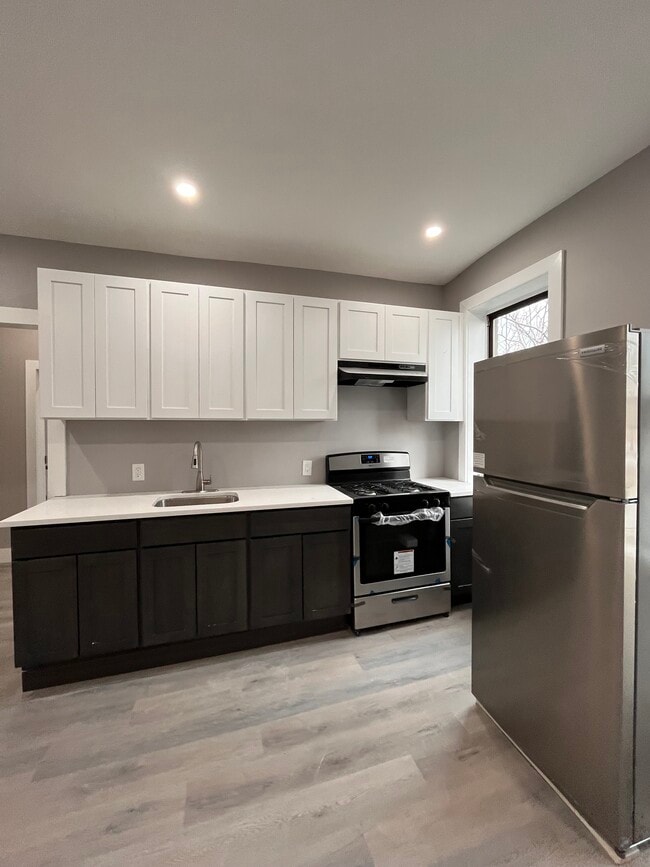 6 Bergen Ave 32 - 12 Bergen Ave