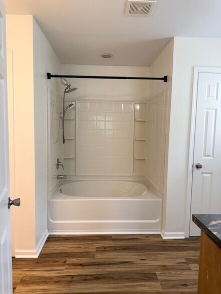 Building Photo - 5828 Bradshaw Ct