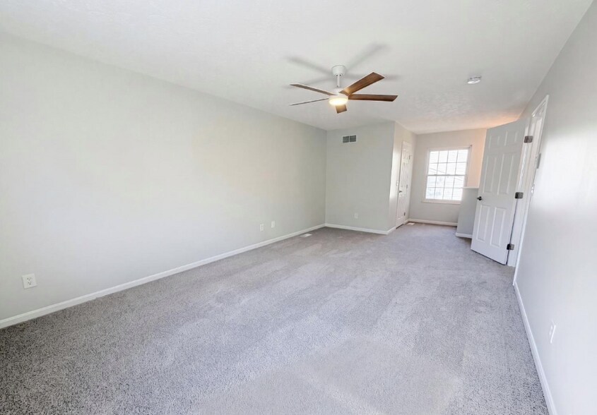 Building Photo - 1379 Gumbert Dr