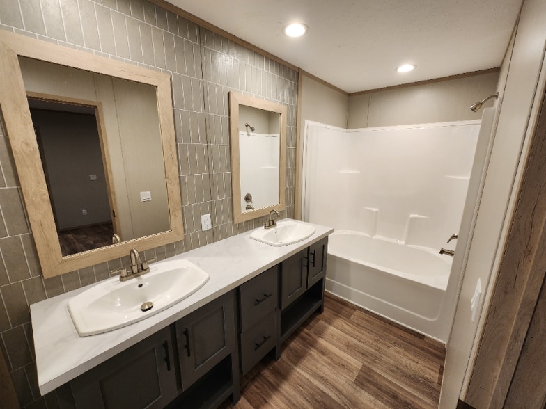 Building Photo - 3611 Rice Mine Rd NE