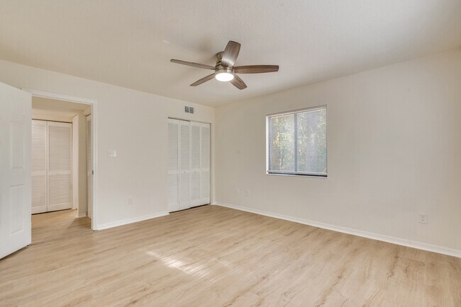 Building Photo - Stunning Renovated 3BD/2BA Home for Rent o...