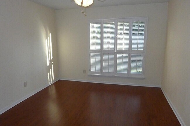 Building Photo - 14119 Briarsage Ct