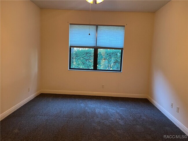 Building Photo - 1569 W Caroline Path