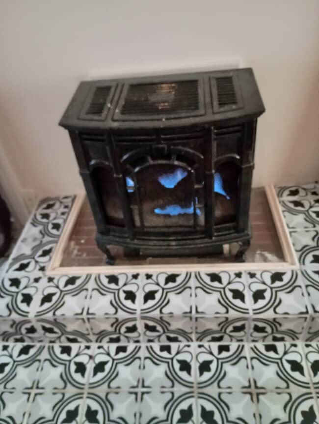 Building Photo - 1065 Mountain View St