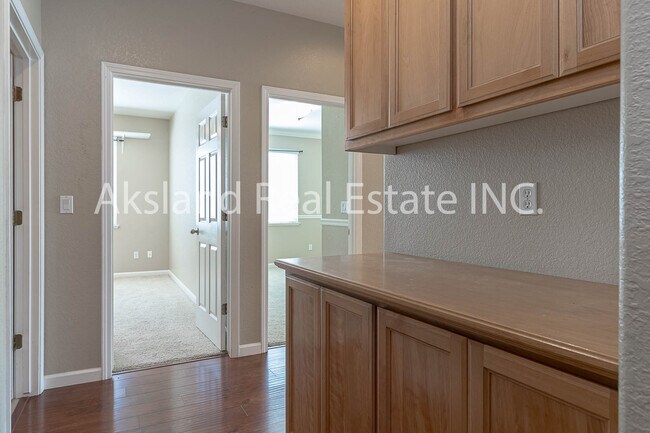 Building Photo - 936 Heartland Dr