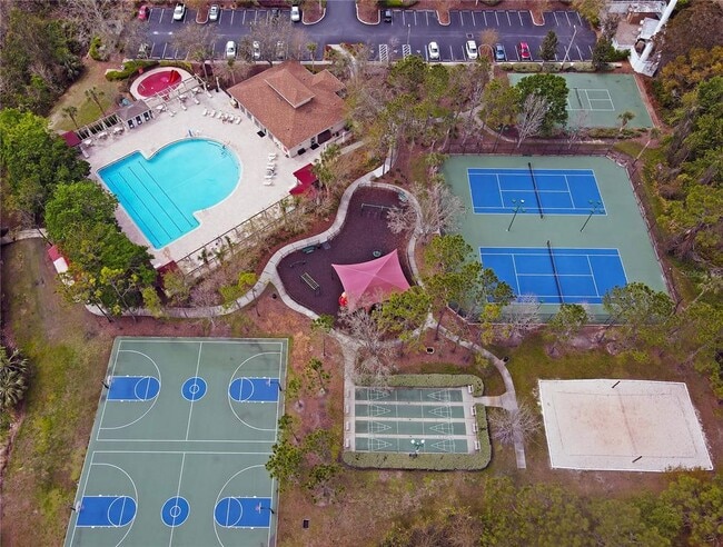 Building Photo - 1138 Hillhurst Dr