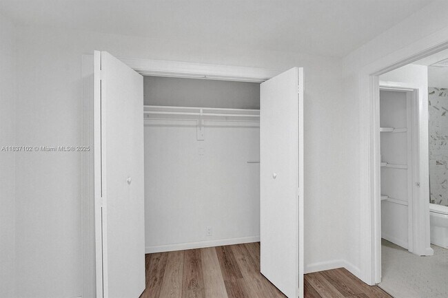 Building Photo - 310 N Ocean Breeze