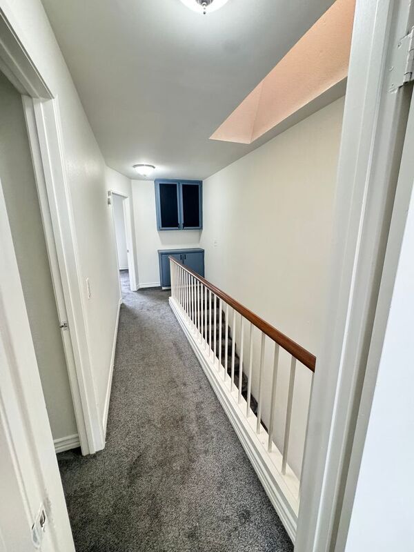 Building Photo - 8784 Pine Crest Pl