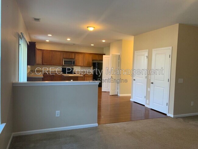 Building Photo - 1016 Bridlewood Farms Pkwy
