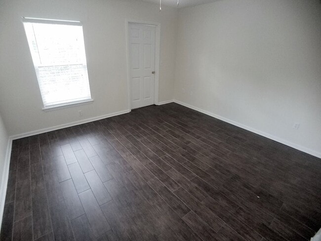 Building Photo - Gorgeous 1/1 Condo for Rent at The Crest close to UCF and Valencia College.