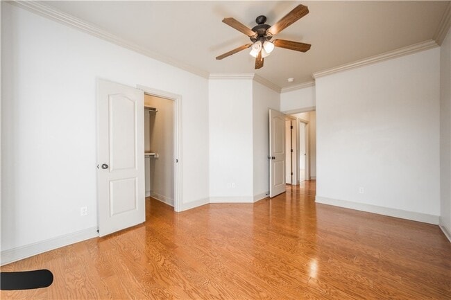 Building Photo - 3778 Prince Philipe St