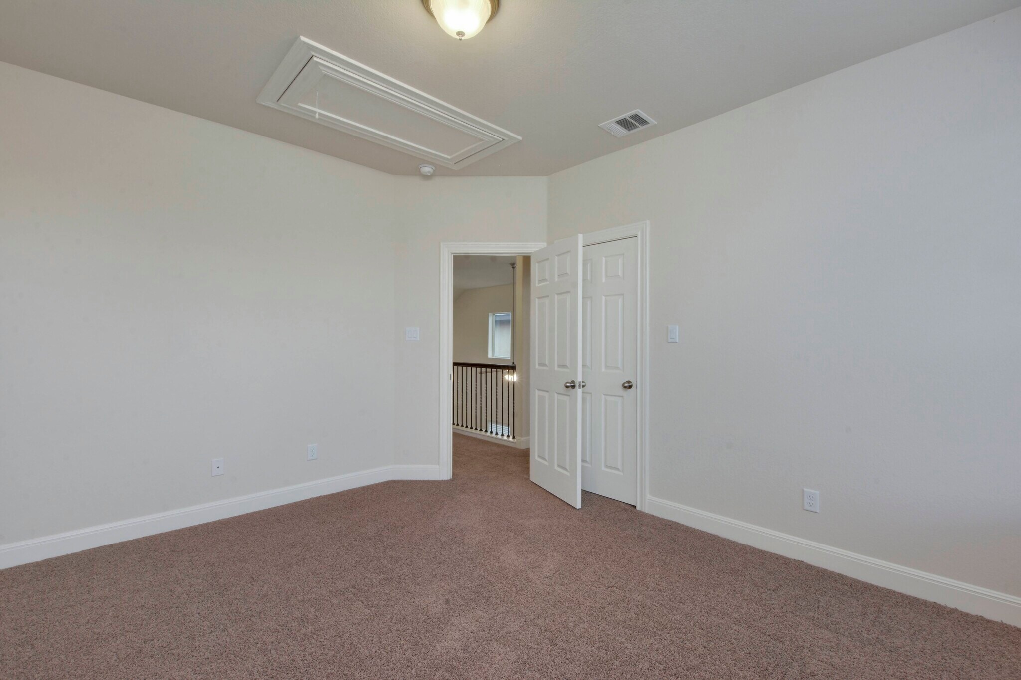Building Photo - 1401 Little Elm Trl