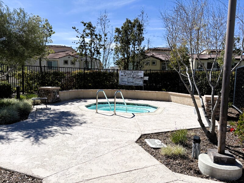 Building Photo - 44005 Arcadia Ct