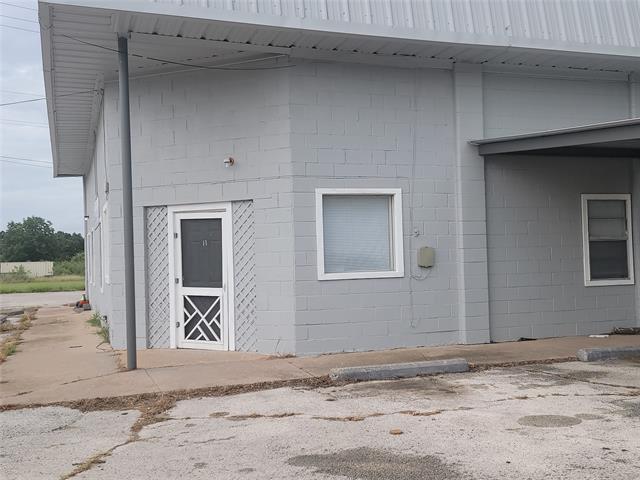 Primary Photo - 402 Stephens St