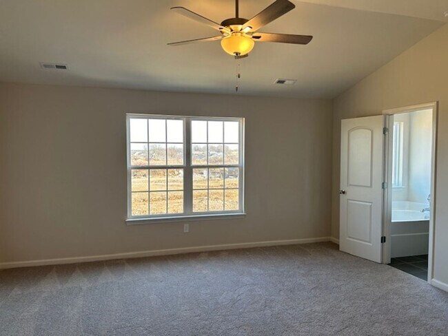 Building Photo - Masterson Hills     20260504