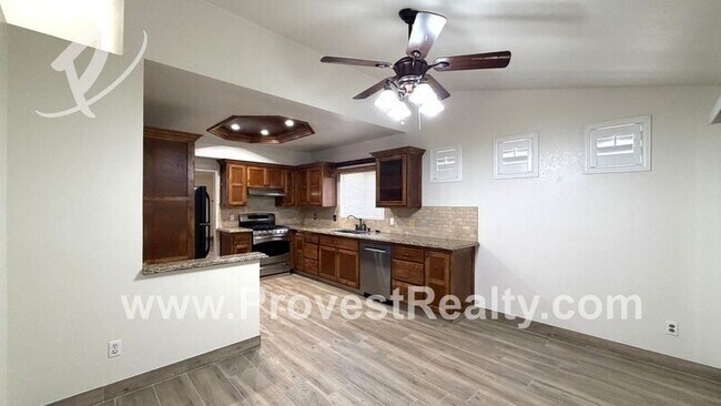Building Photo - 13675 Ruby Cir