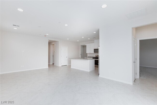 Building Photo - 819 Cottonwood Hl Pl