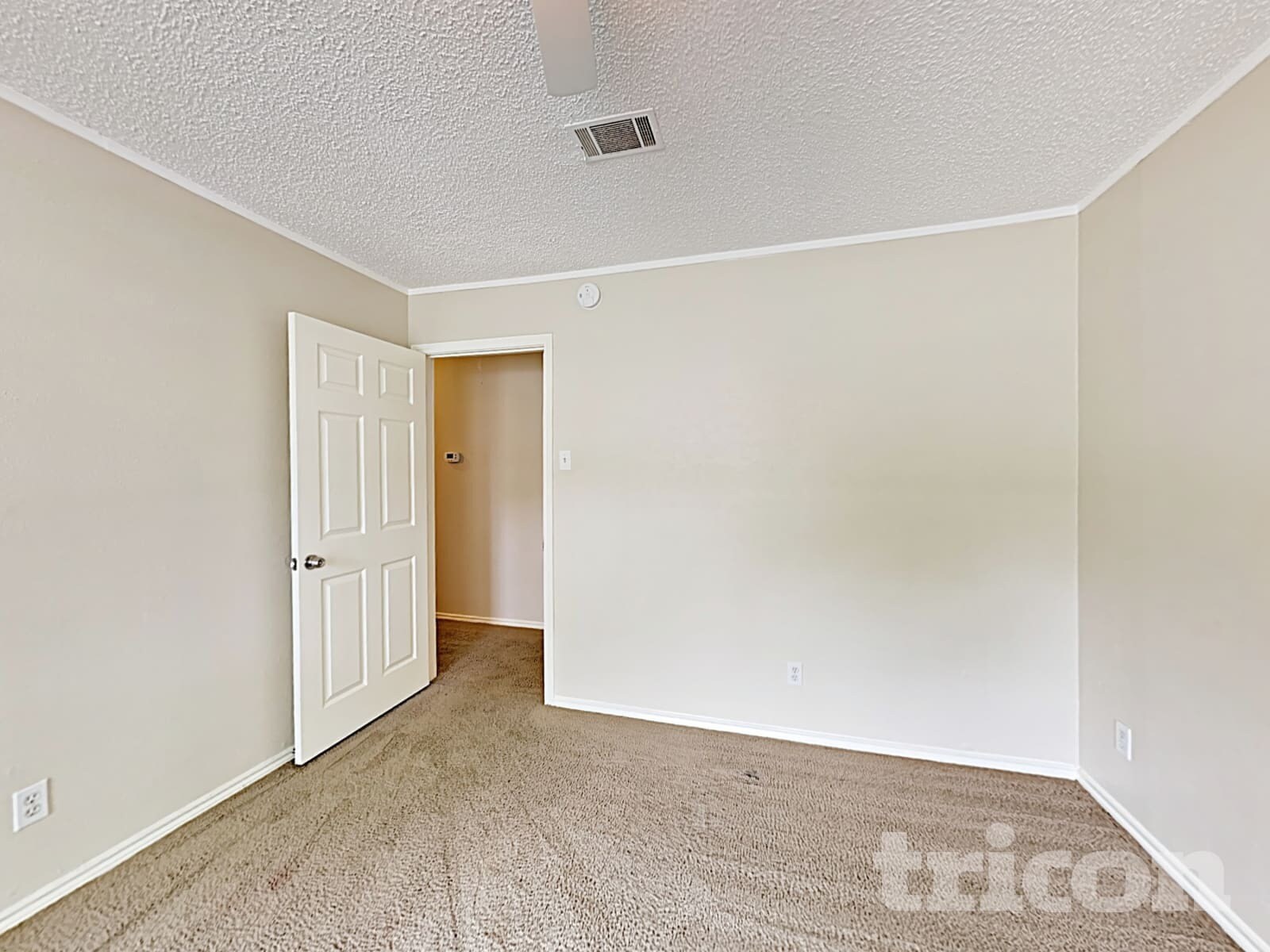 Building Photo - 737 SE 3rd St