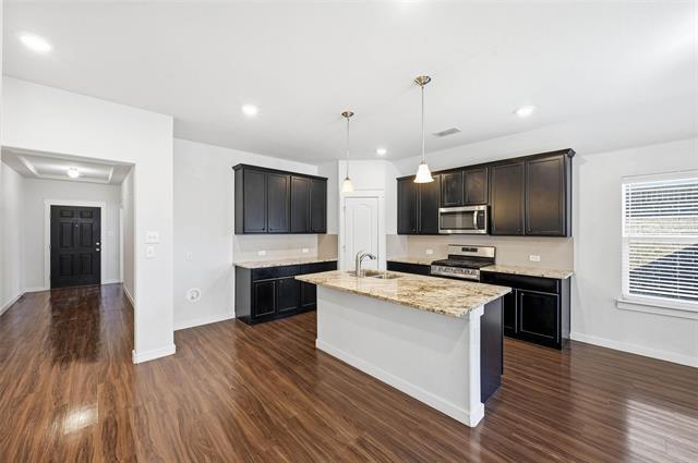 Building Photo - 8948 Devonshire Dr