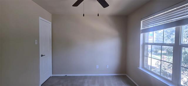 Building Photo - 160 Wild Rose Ct