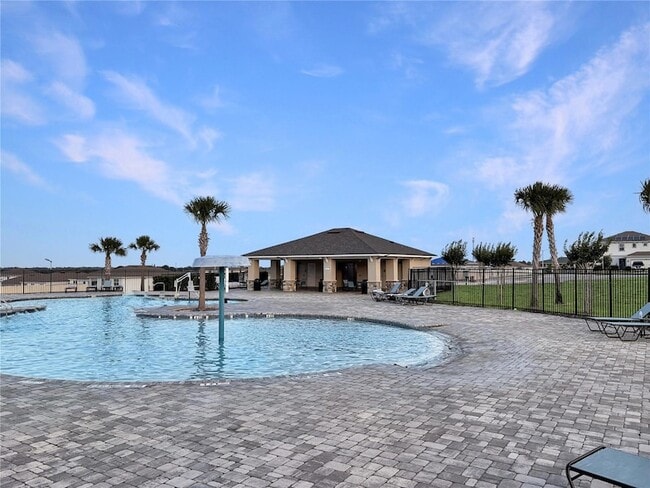 Building Photo - 2279 Canyon Oak Dr