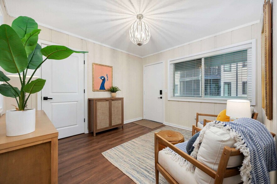 Building Photo - 824 N Waccamaw Dr