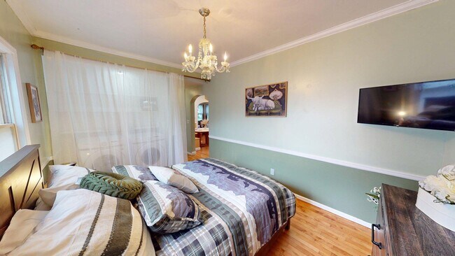 Building Photo - 1625 N Union St