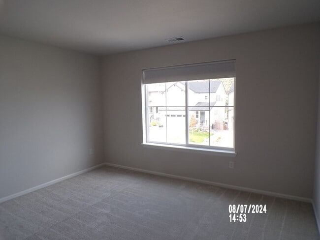 Building Photo - Stunning Home in Castle Rock 4Bedrooms 3.5 Bathrooms!