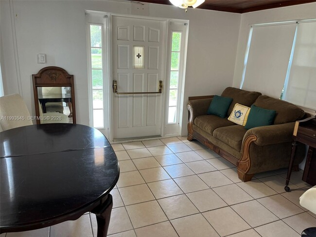 Building Photo - 1336 Piney Rd