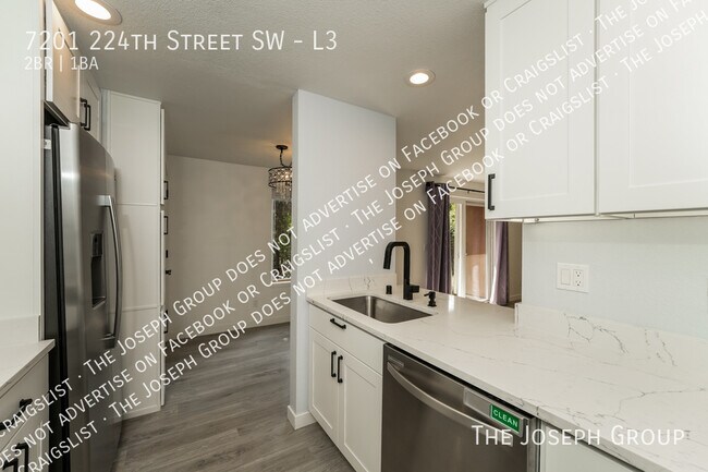 Building Photo - 7201 224th St SW