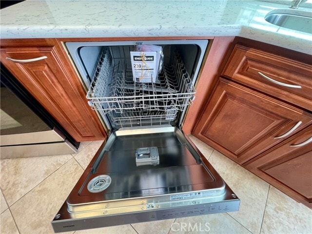 Building Photo - 28082 Palmetto Ct