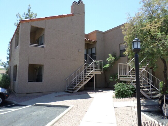 Building Photo - 8787 E Mountain View Rd