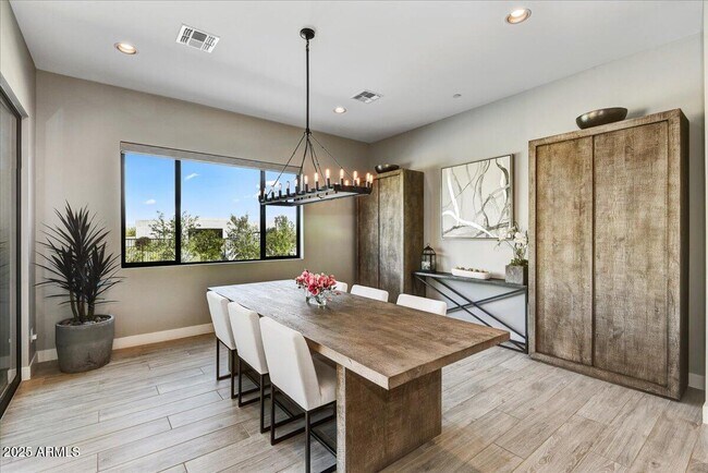 Building Photo - 13018 E Juan Tabo Rd