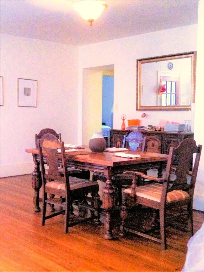 Building Photo - 7728 Zimpel St