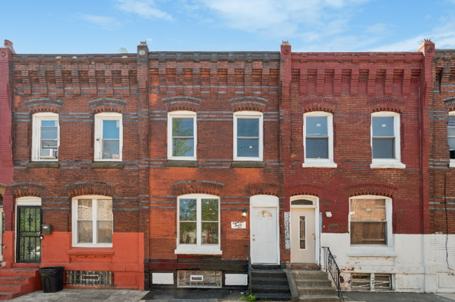 Building Photo - 1828 W Seybert St