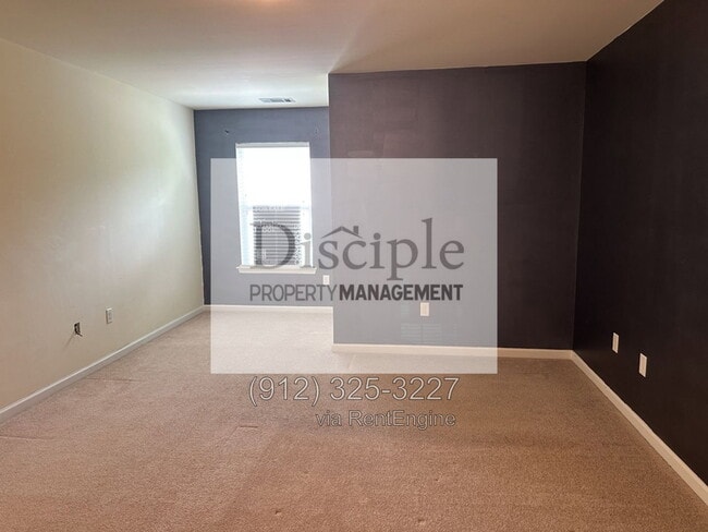 Building Photo - 169 Regency Cir