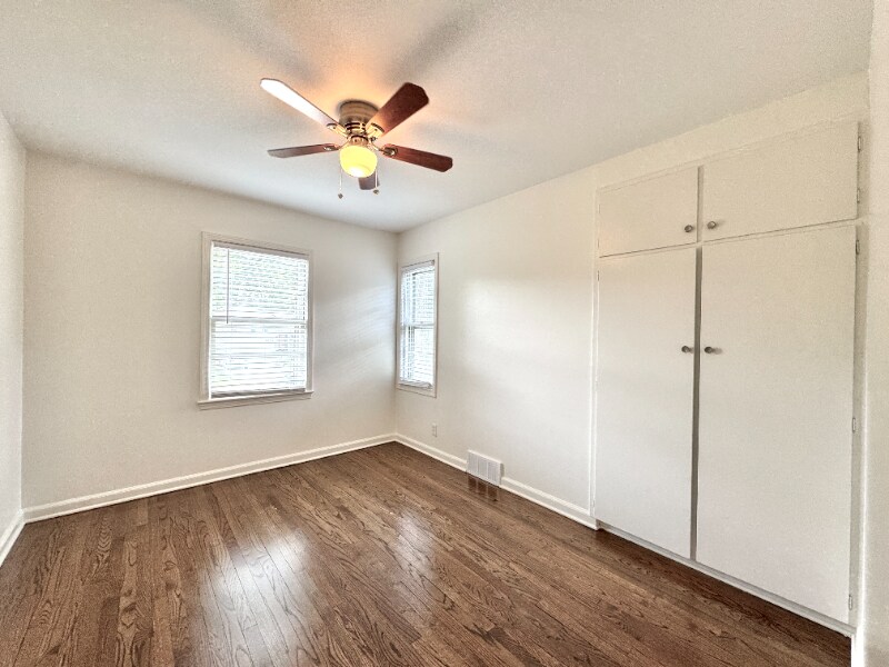 Building Photo - 8011 Reinhardt Ln