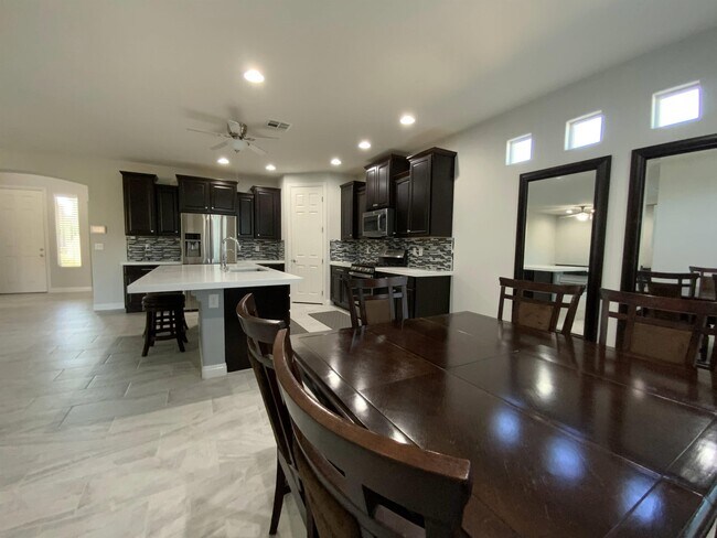 Building Photo - 799 Flowing Meadow Dr