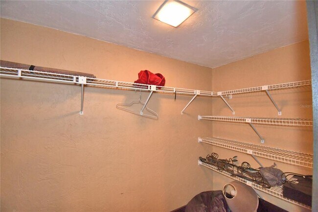 Building Photo - 5027 Sherwood Ln
