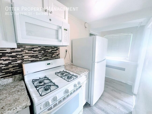 Building Photo - 8032 Fayette St