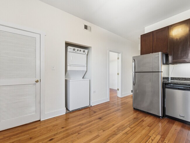 Building Photo - 1716 N Campbell Ave