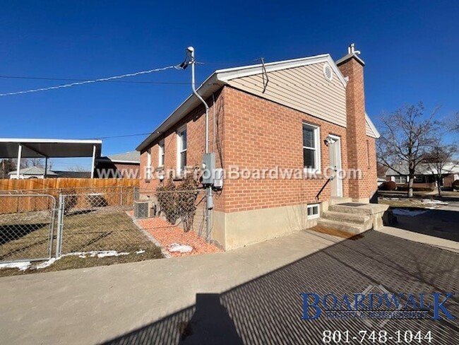 Building Photo - Great Remodeled Home in SLC