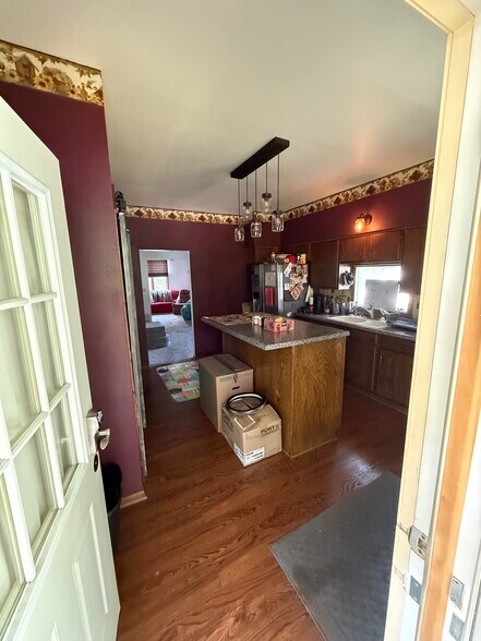 Building Photo - 207 Amory St