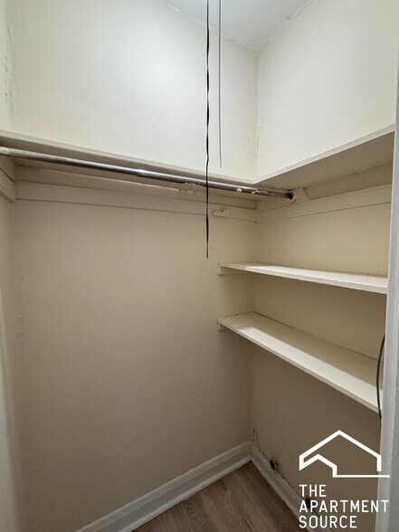 Building Photo - 4831 N Damen Ave