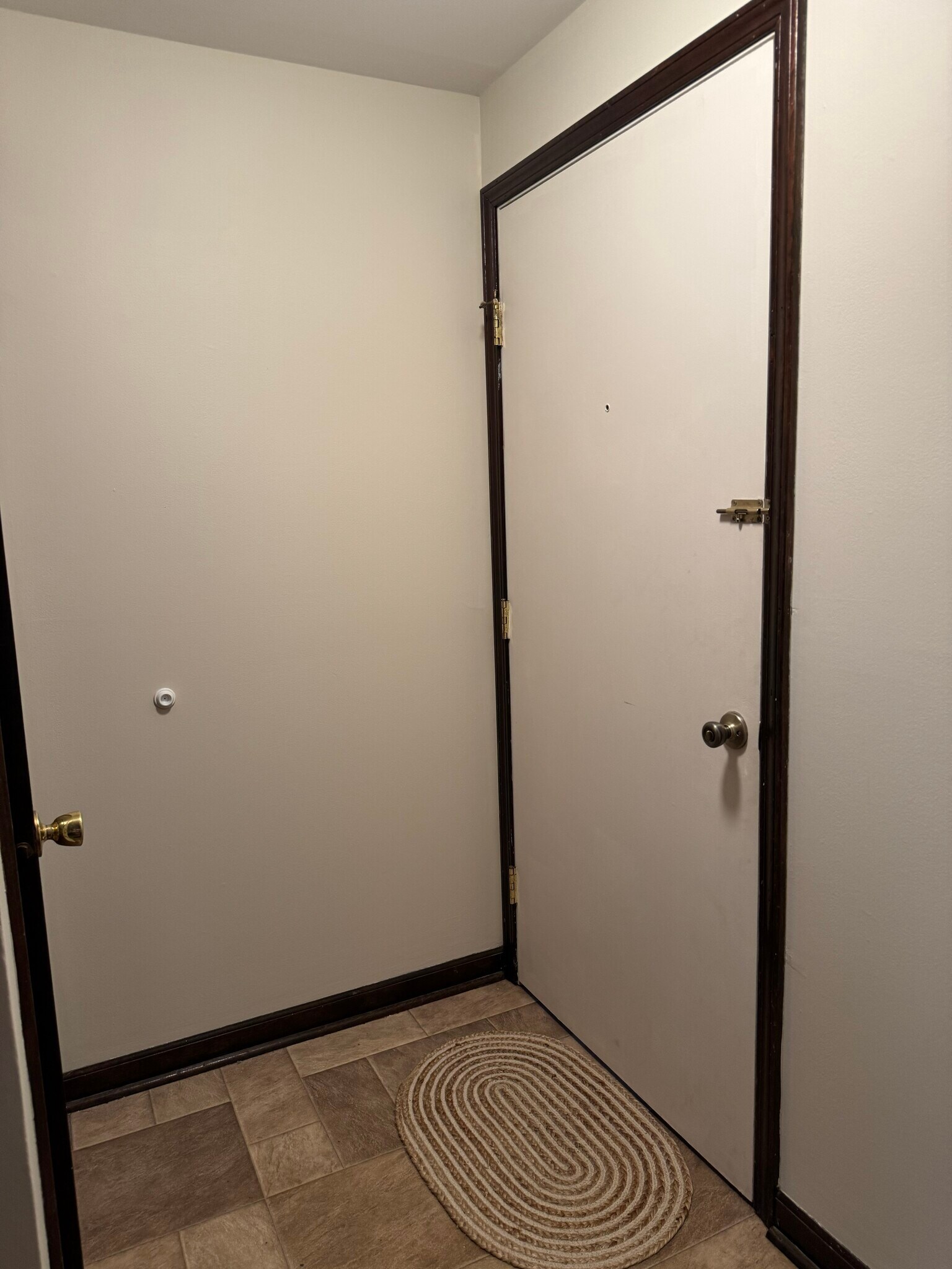 Building Photo - 3656 Sowles Rd