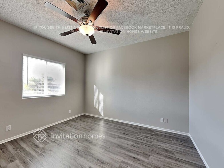 Building Photo - 132 S Olive